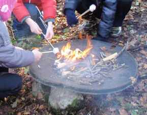 There are lots of simple and tasty things that you can cook on a campfire
