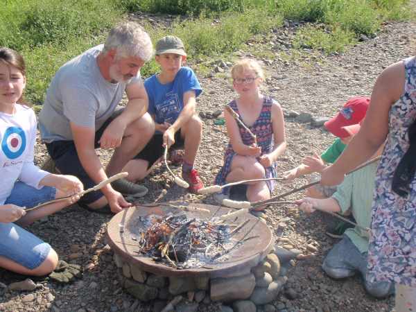 Freelance Ranger Campfire cooking activity for Beach Schools